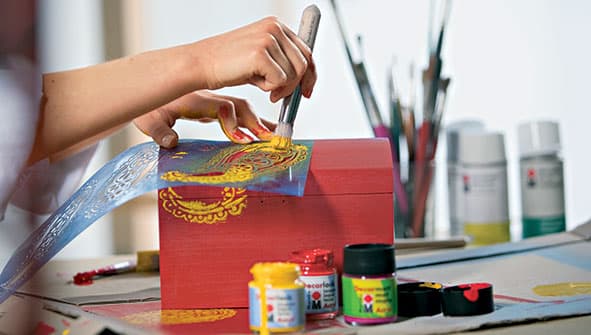 Акрилни бои с гланцов лак Decorlack Acryl Marabu